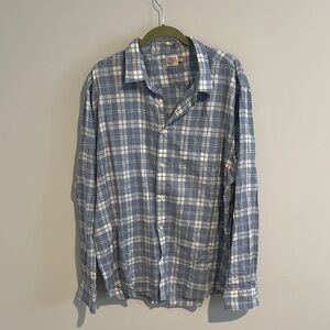 Faherty Blue and White Casual Button Down Shirt